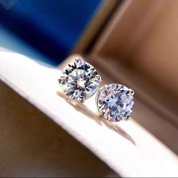 NEW 2 CARAT DIAMOND SILVER STUD EARRINGS - Picture 6 of 7